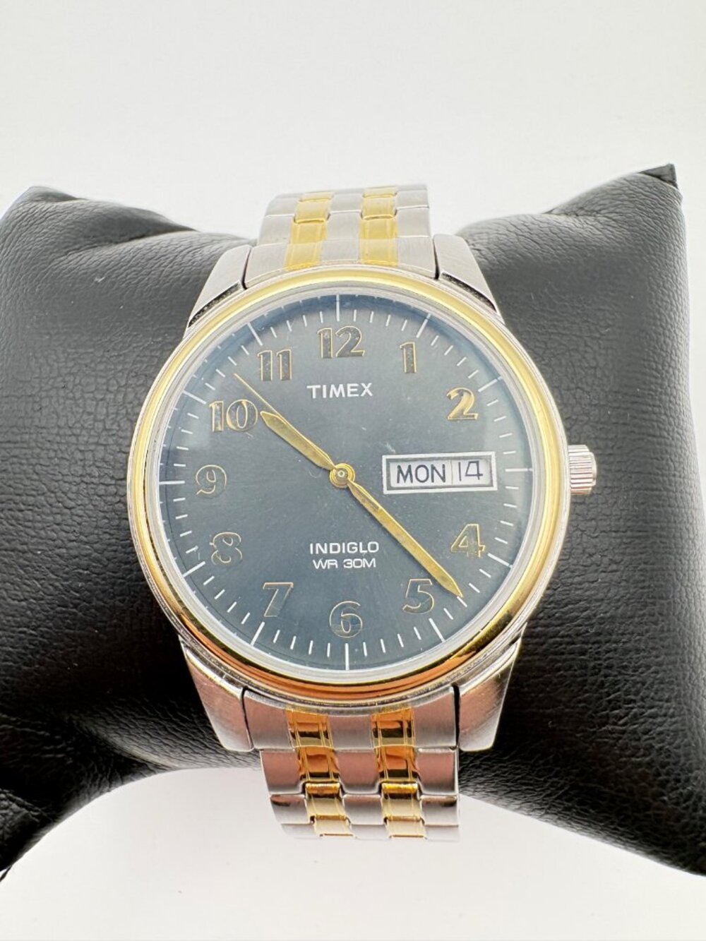 Timex Indiglo Two Tone Mens Watch Day Date Black Dial Quartz 35mm WR 30M T7